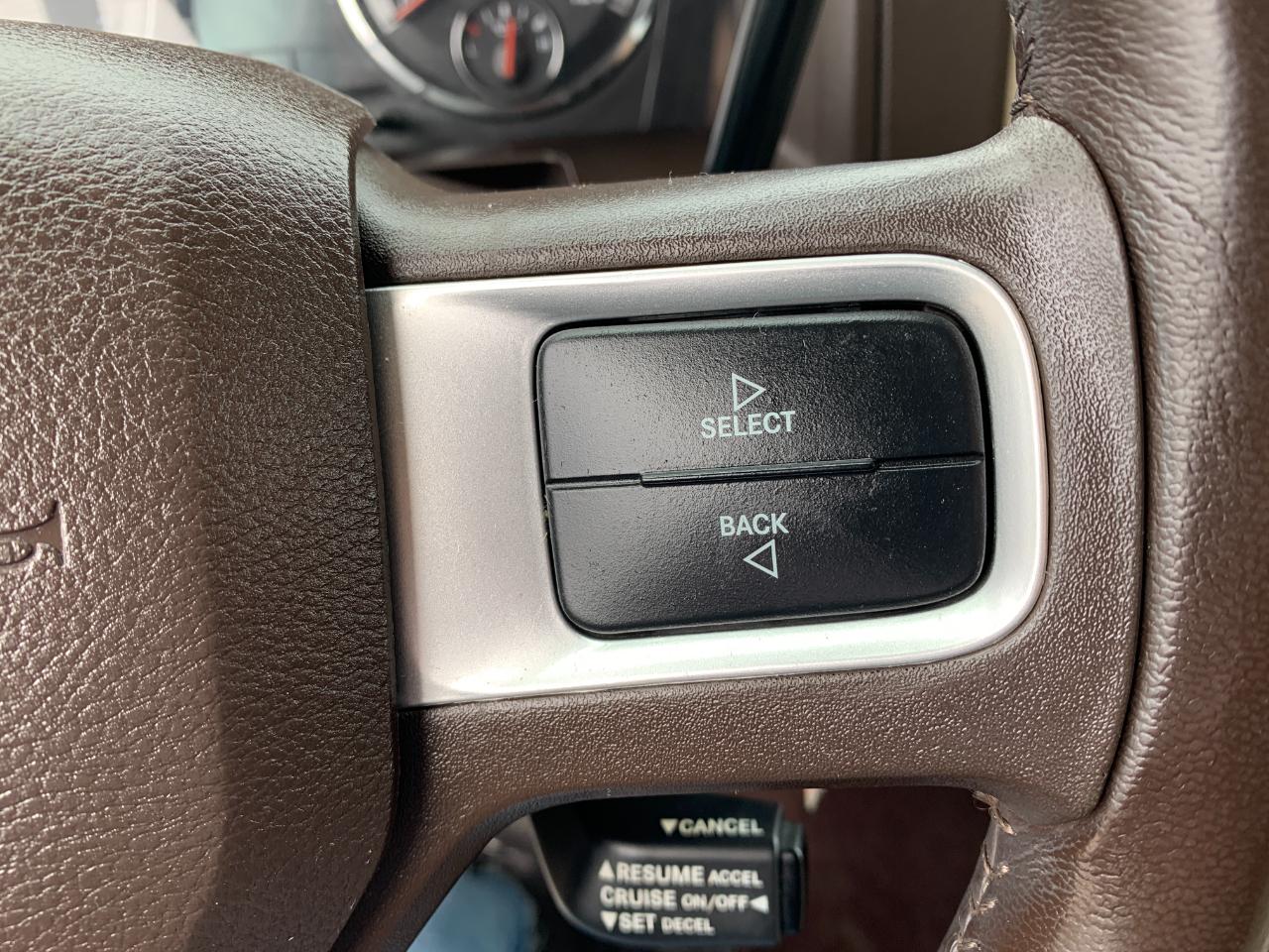 Dodge Ram 1500 SLT Crew Cab 4WD 2009