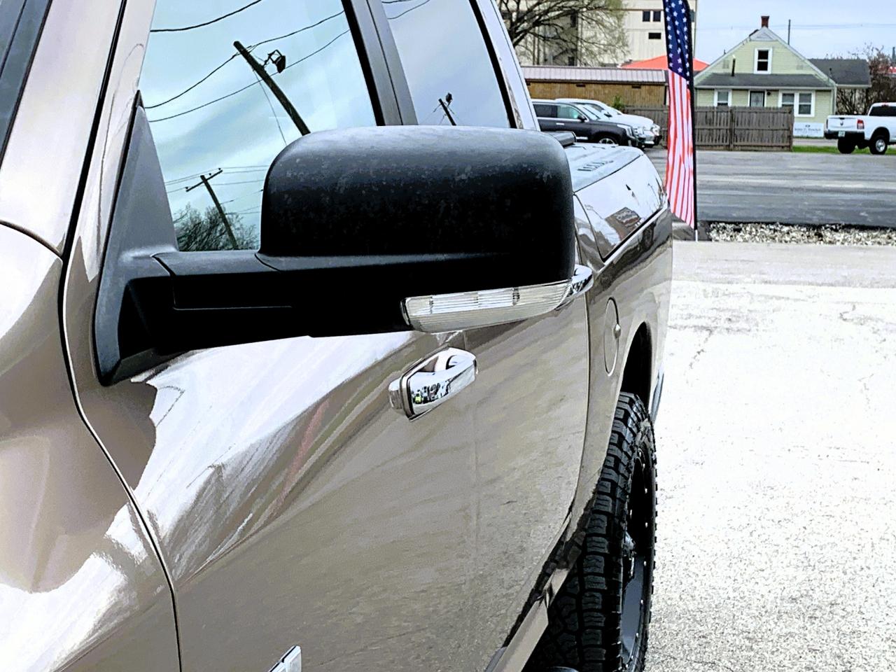 Dodge Ram 1500 SLT Crew Cab 4WD 2009