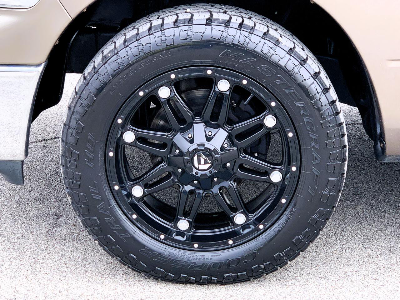 Dodge Ram 1500 SLT Crew Cab 4WD 2009