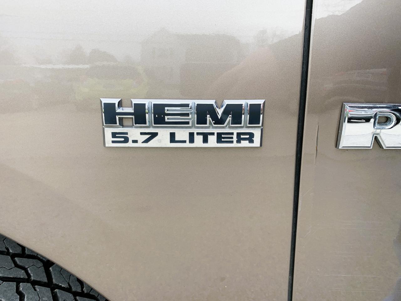 Dodge Ram 1500 SLT Crew Cab 4WD 2009