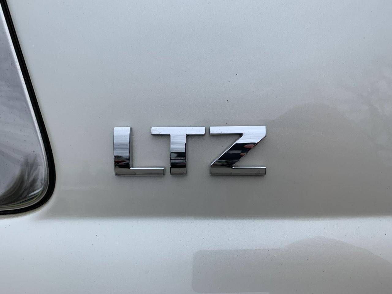 Chevrolet Tahoe LTZ 4WD 2015