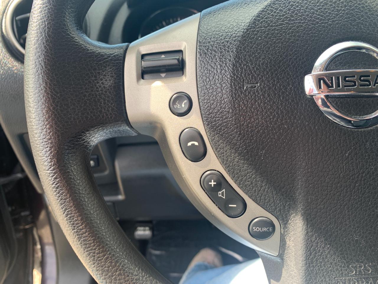 Nissan Rogue SV 2WD 2013