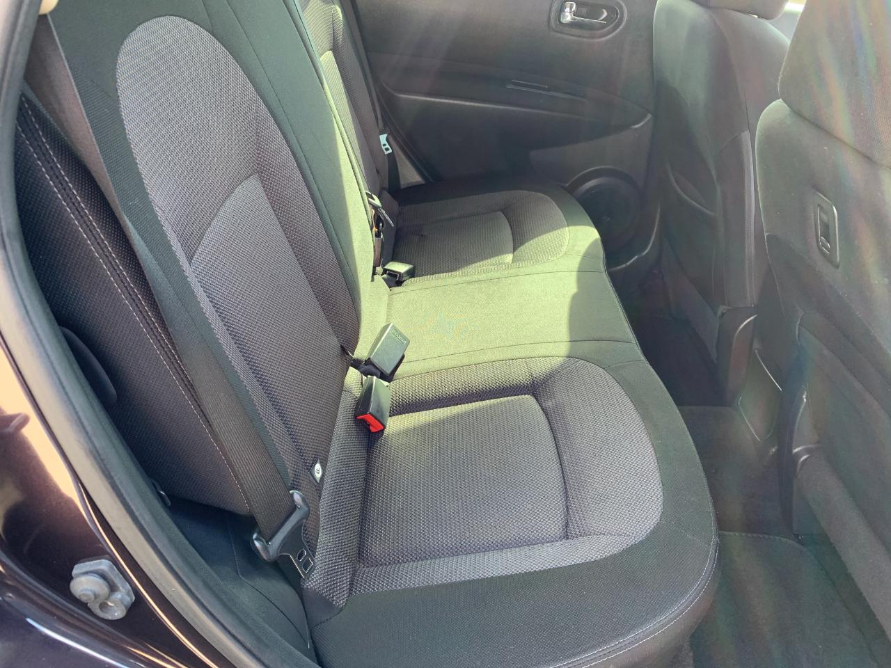 Nissan Rogue SV 2WD 2013