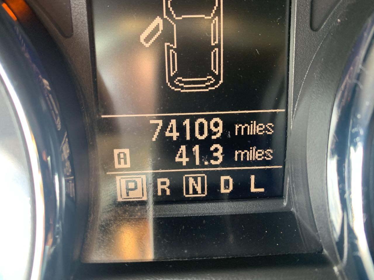 Nissan Rogue SV 2WD 2013