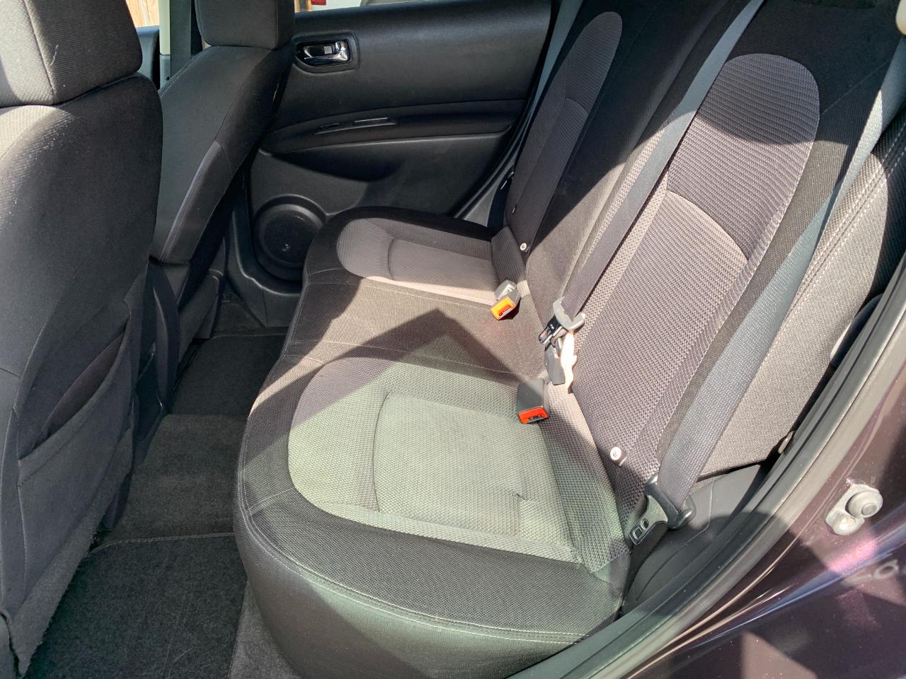 Nissan Rogue SV 2WD 2013