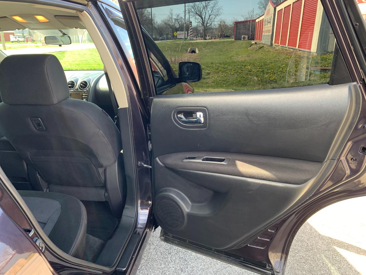 Nissan Rogue SV 2WD 2013