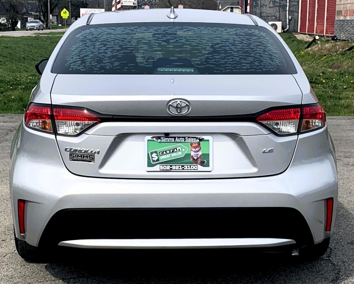 Toyota Corolla LE 2021