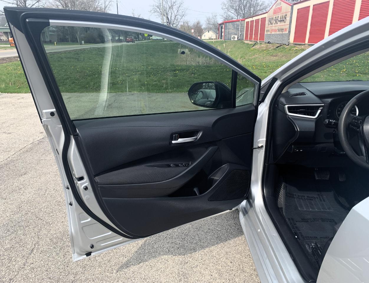 Toyota Corolla LE 2021