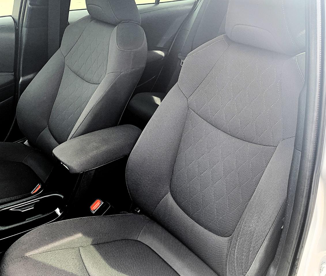 Toyota Corolla LE 2021