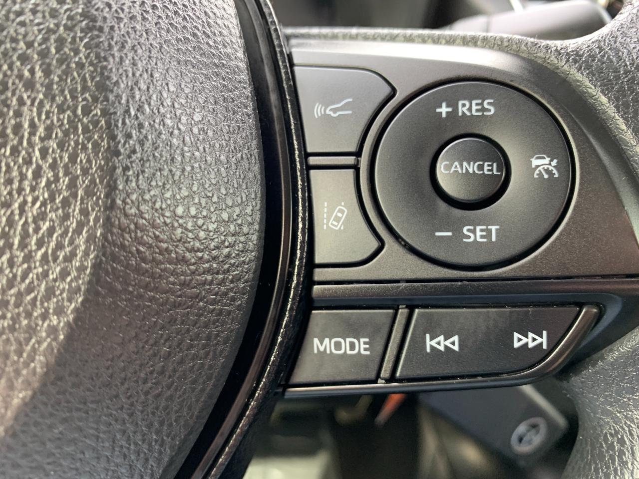 Toyota Corolla LE 2021