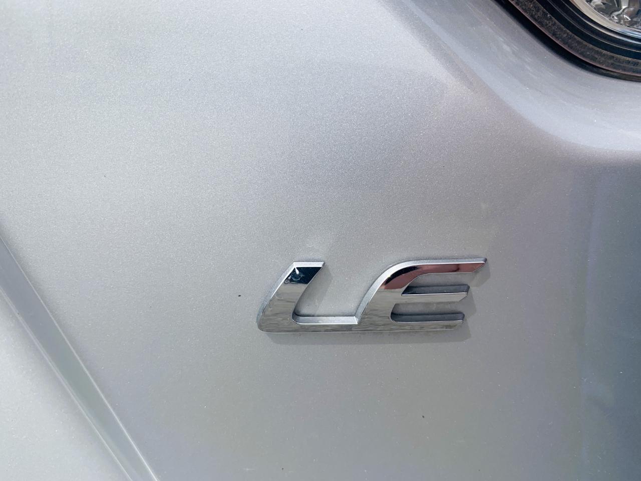 Toyota Corolla LE 2021