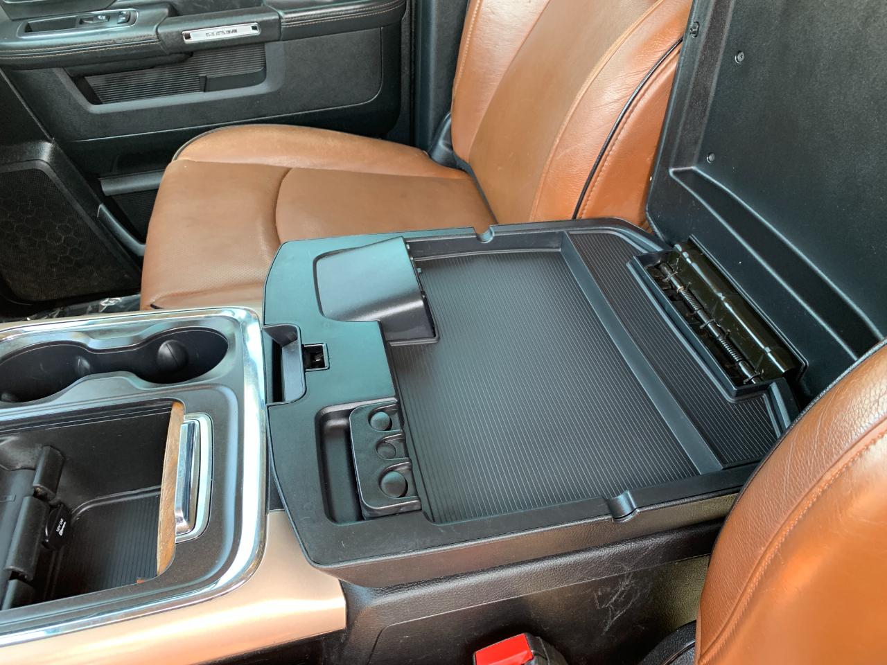 RAM 1500 Laramie Longhorn Edition Crew Cab SWB 4WD 2017