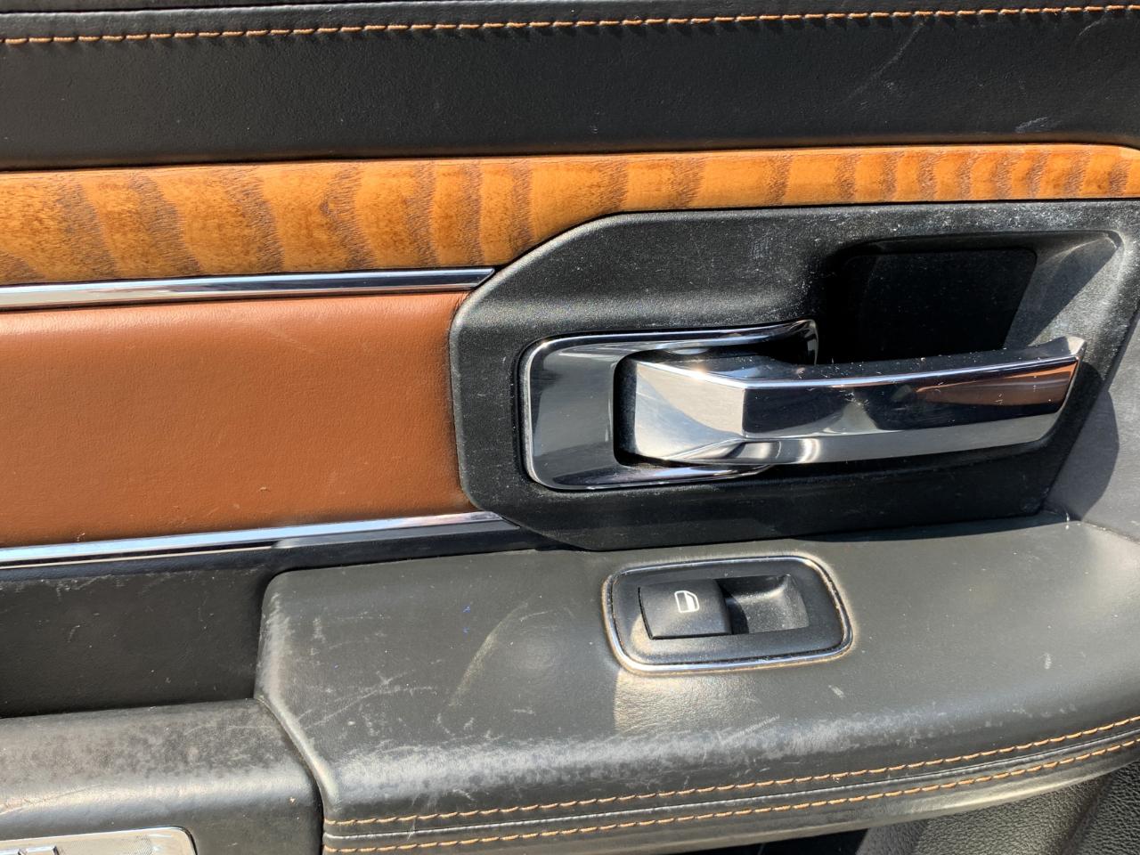 RAM 1500 Laramie Longhorn Edition Crew Cab SWB 4WD 2017