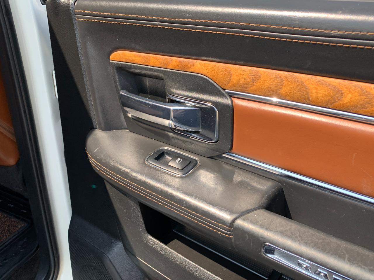 RAM 1500 Laramie Longhorn Edition Crew Cab SWB 4WD 2017