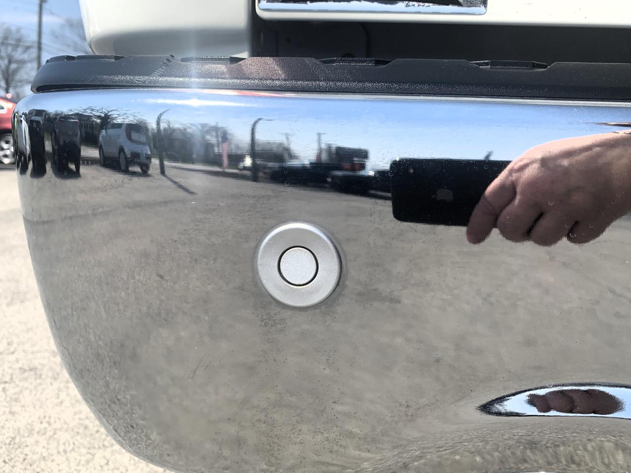 RAM 1500 Laramie Longhorn Edition Crew Cab SWB 4WD 2017