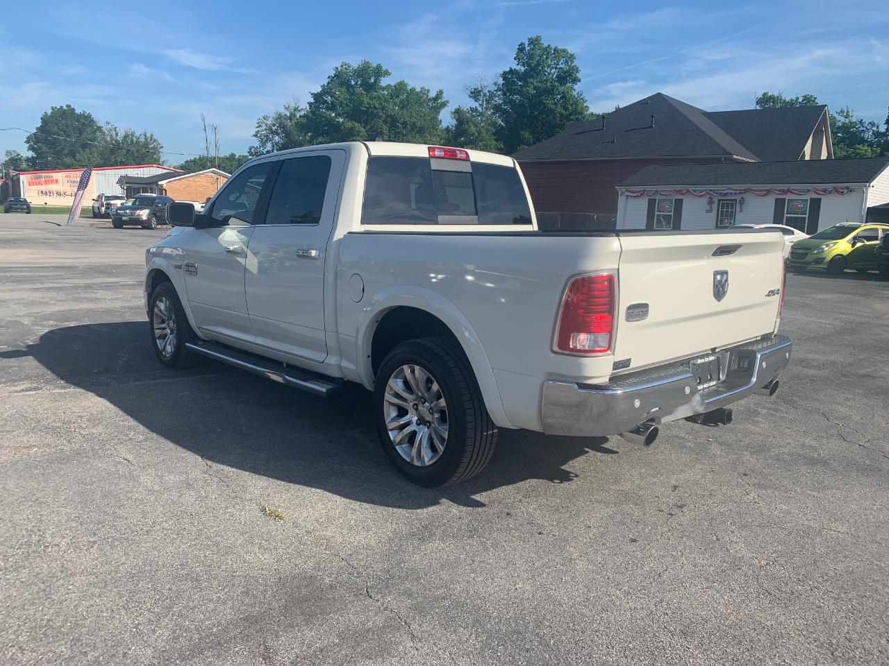 RAM 1500 Laramie Longhorn Edition Crew Cab SWB 4WD 2017