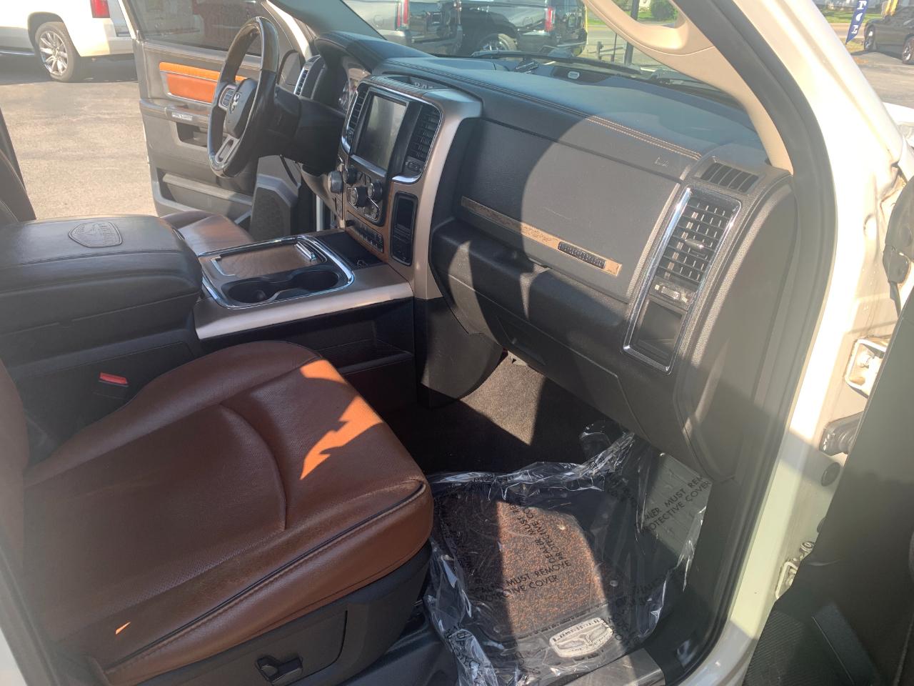 RAM 1500 Laramie Longhorn Edition Crew Cab SWB 4WD 2017