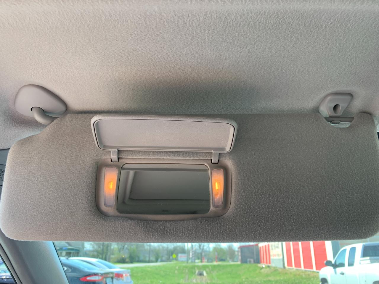 Toyota Sienna XLE FWD 2009