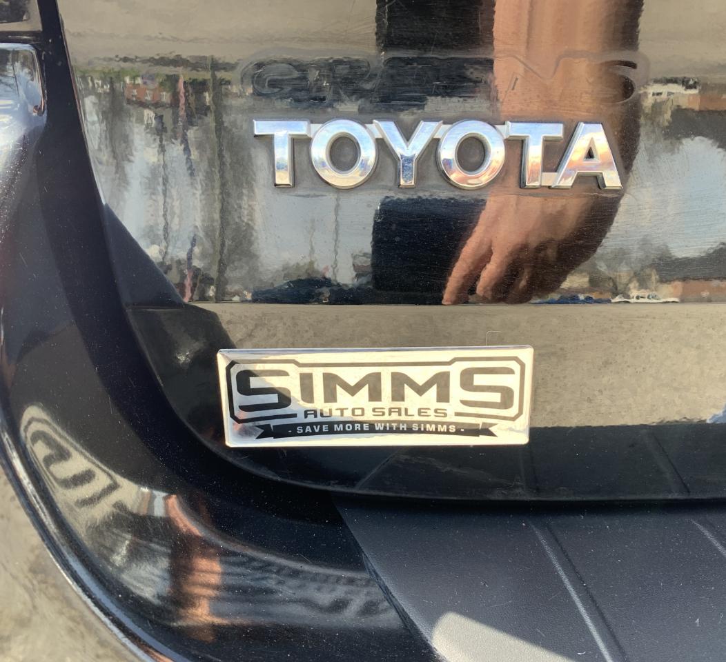 Toyota Sienna XLE FWD 2009