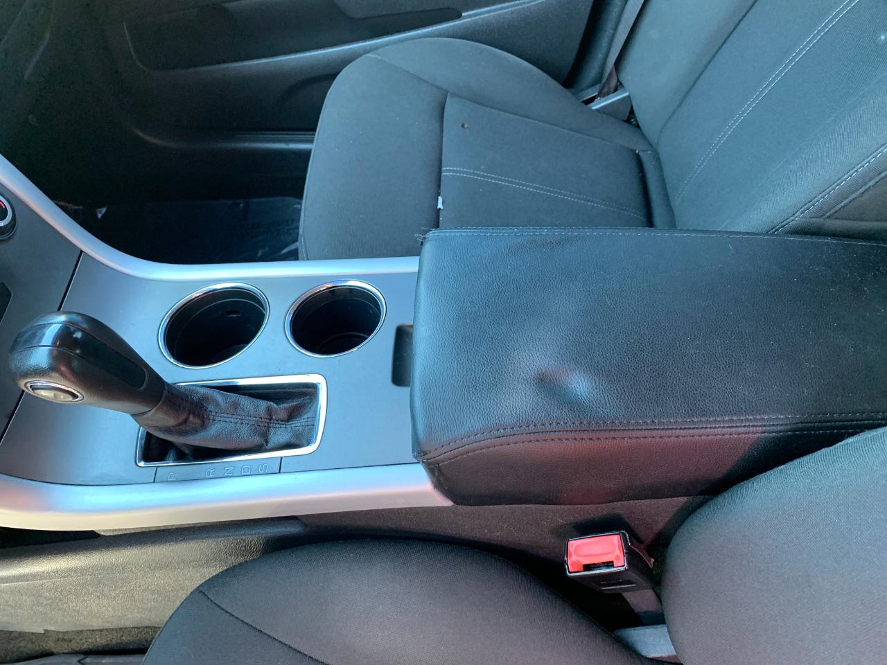 Ford Edge SE FWD 2014