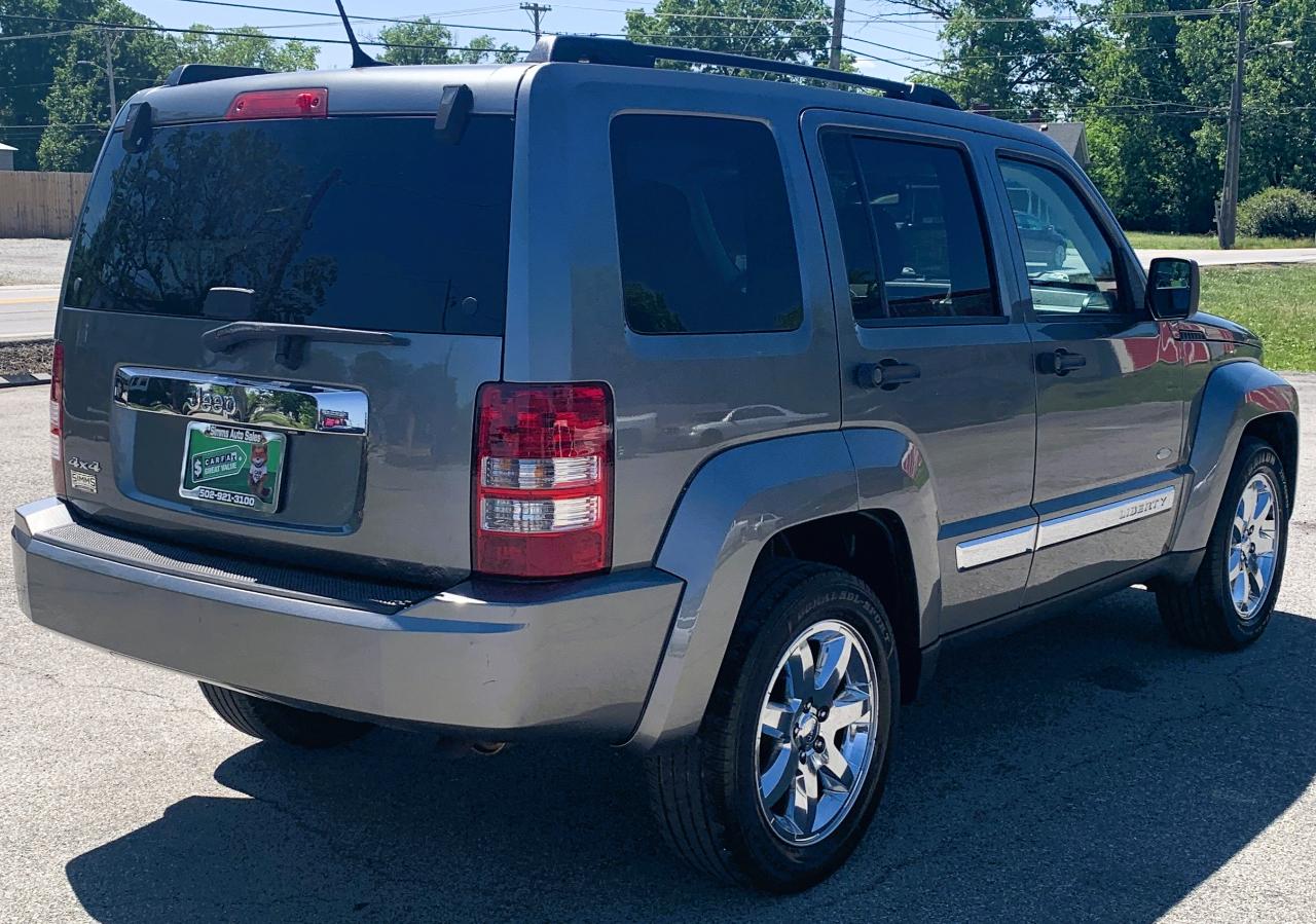 Jeep Liberty Sport 4WD 2012