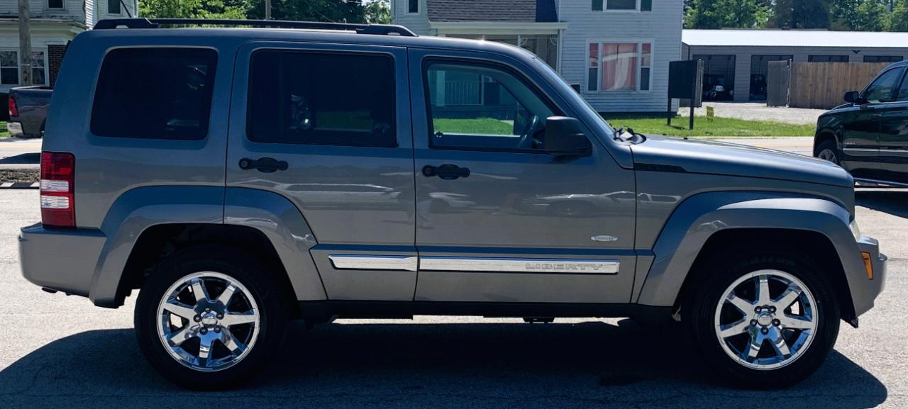 Jeep Liberty Sport 4WD 2012