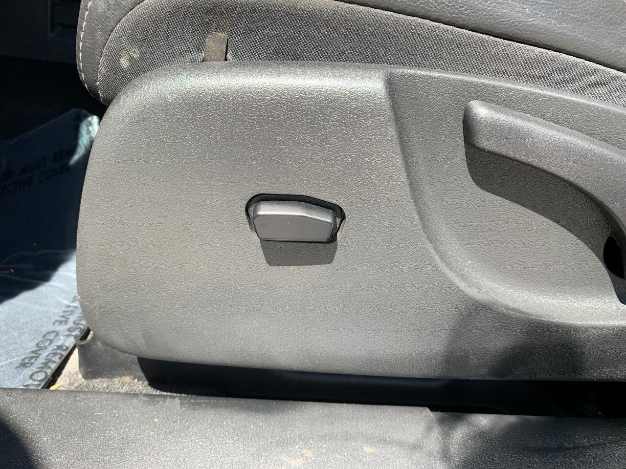 Jeep Liberty Sport 4WD 2012