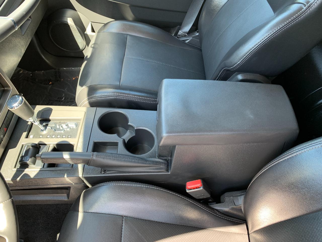 Jeep Liberty Sport 4WD 2012