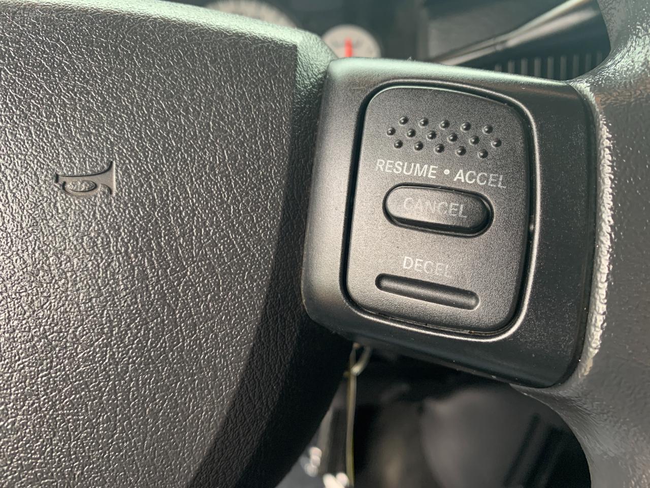 Dodge Ram 1500 ST Quad Cab Short Bed 4WD 2005