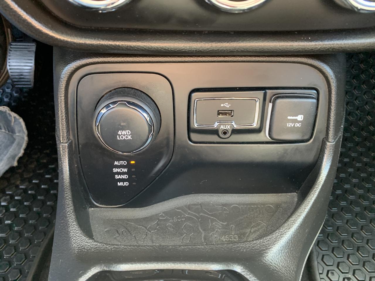 Jeep Renegade Latitude 4WD 2017