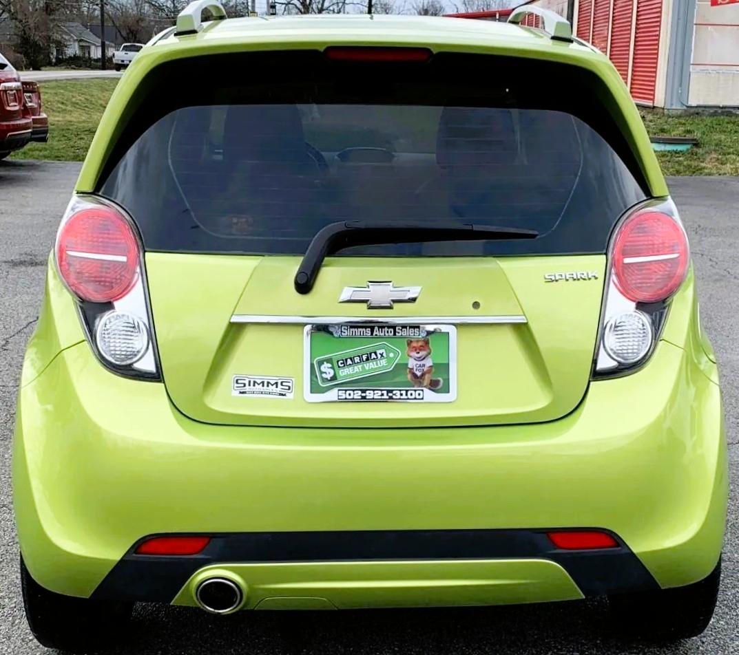 Chevrolet Spark 2LT Auto 2013
