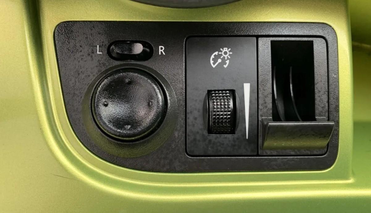 Chevrolet Spark 2LT Auto 2013