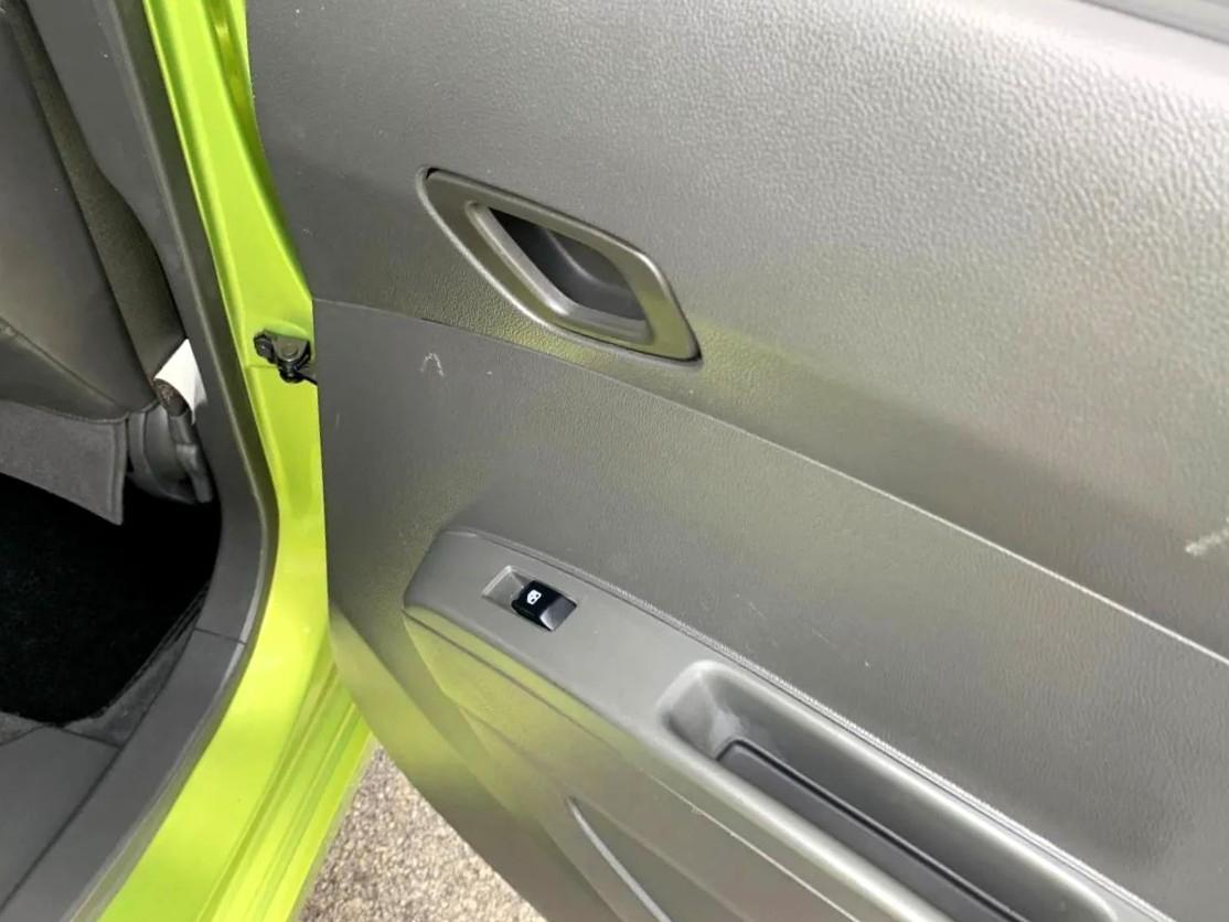 Chevrolet Spark 2LT Auto 2013
