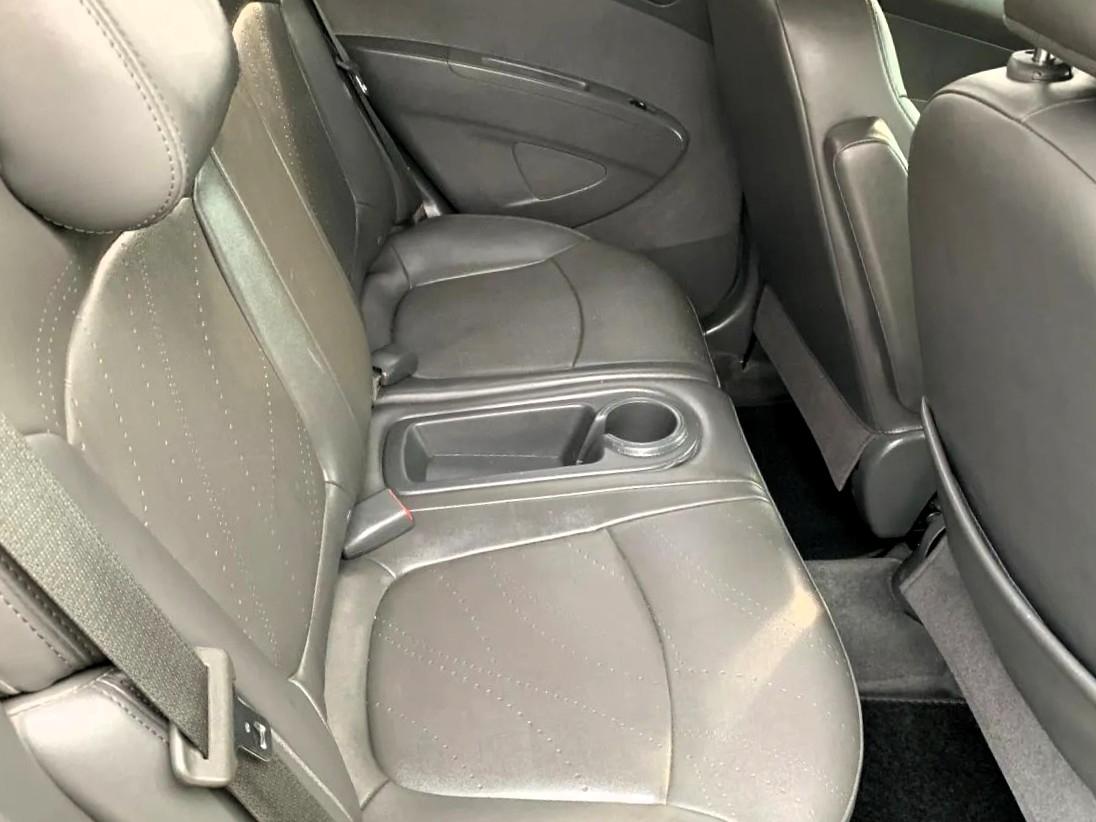 Chevrolet Spark 2LT Auto 2013