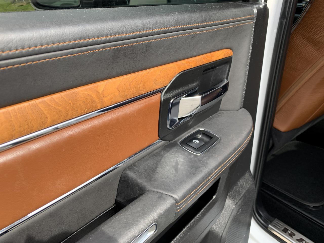 RAM 1500 Laramie Longhorn Edition Crew Cab SWB 4WD 2014