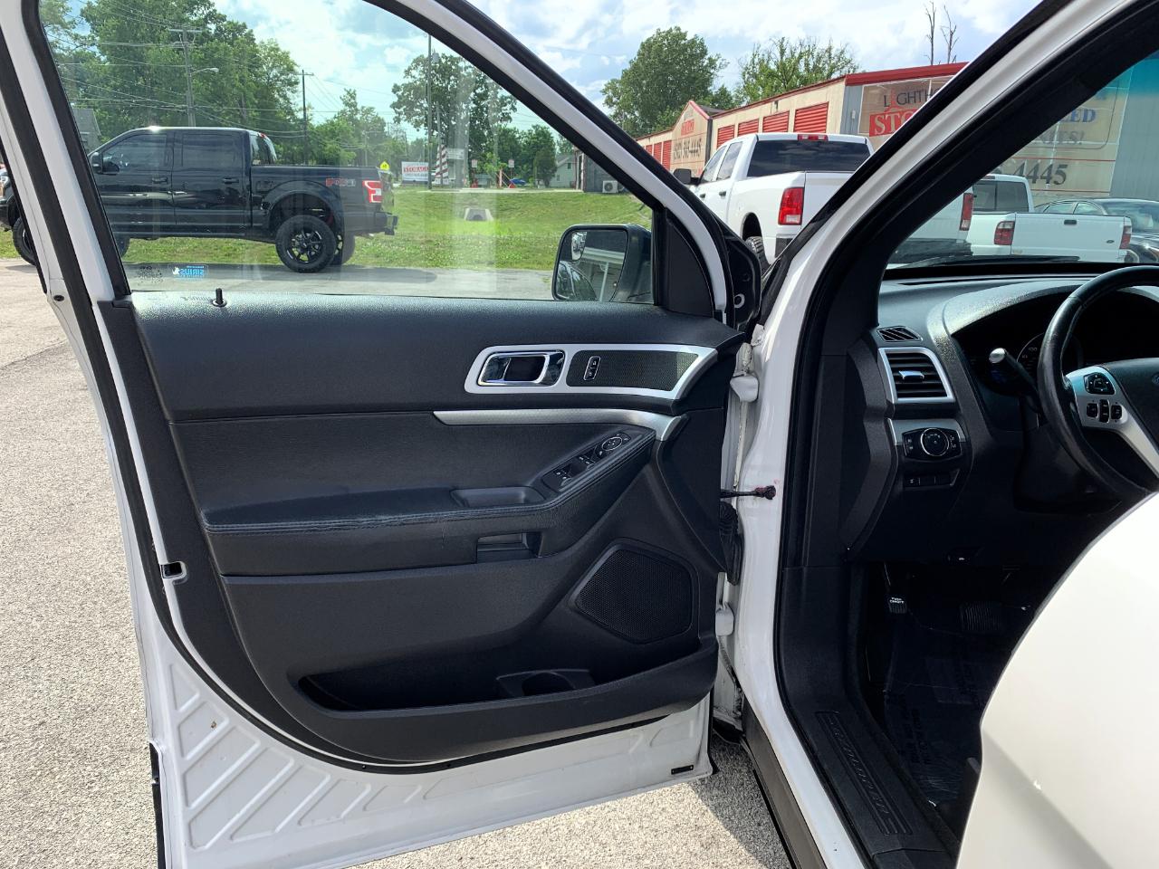Ford Explorer XLT 4WD 2015