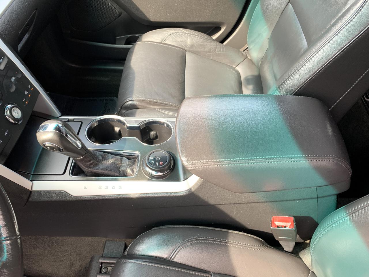 Ford Explorer XLT 4WD 2015
