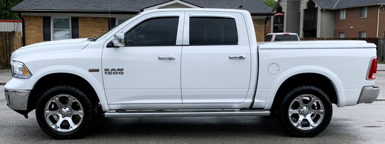 RAM 1500 Laramie Crew Cab SWB 4WD 2015
