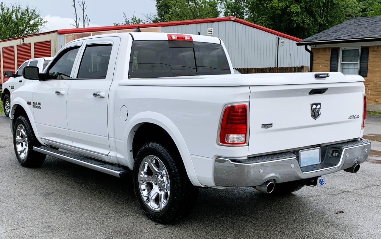 RAM 1500 Laramie Crew Cab SWB 4WD 2015