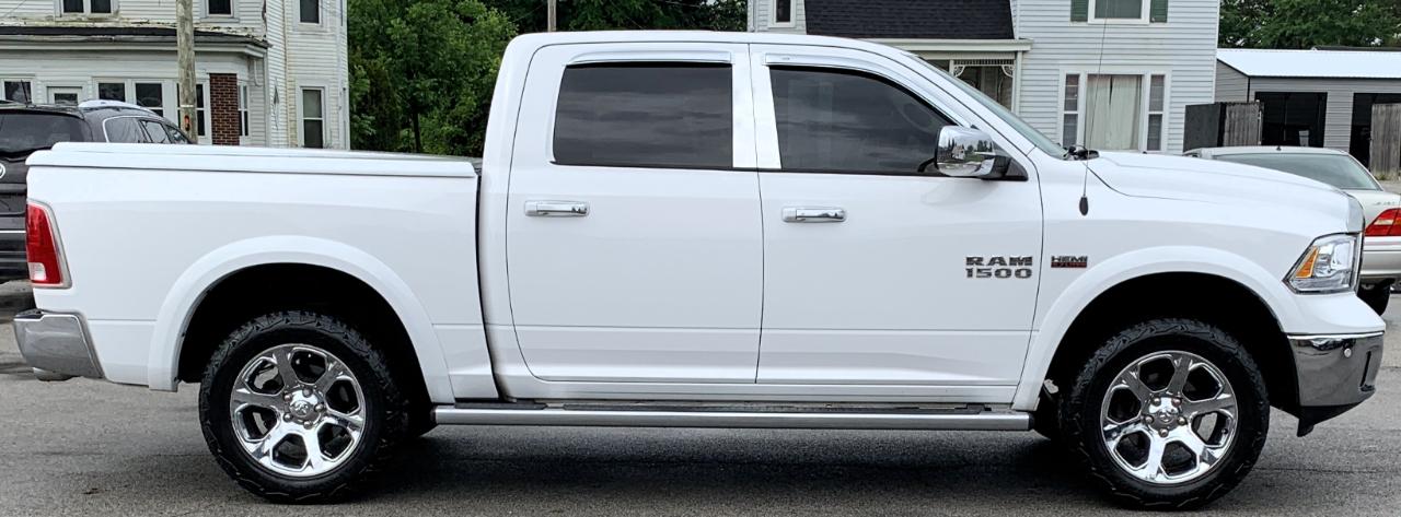RAM 1500 Laramie Crew Cab SWB 4WD 2015