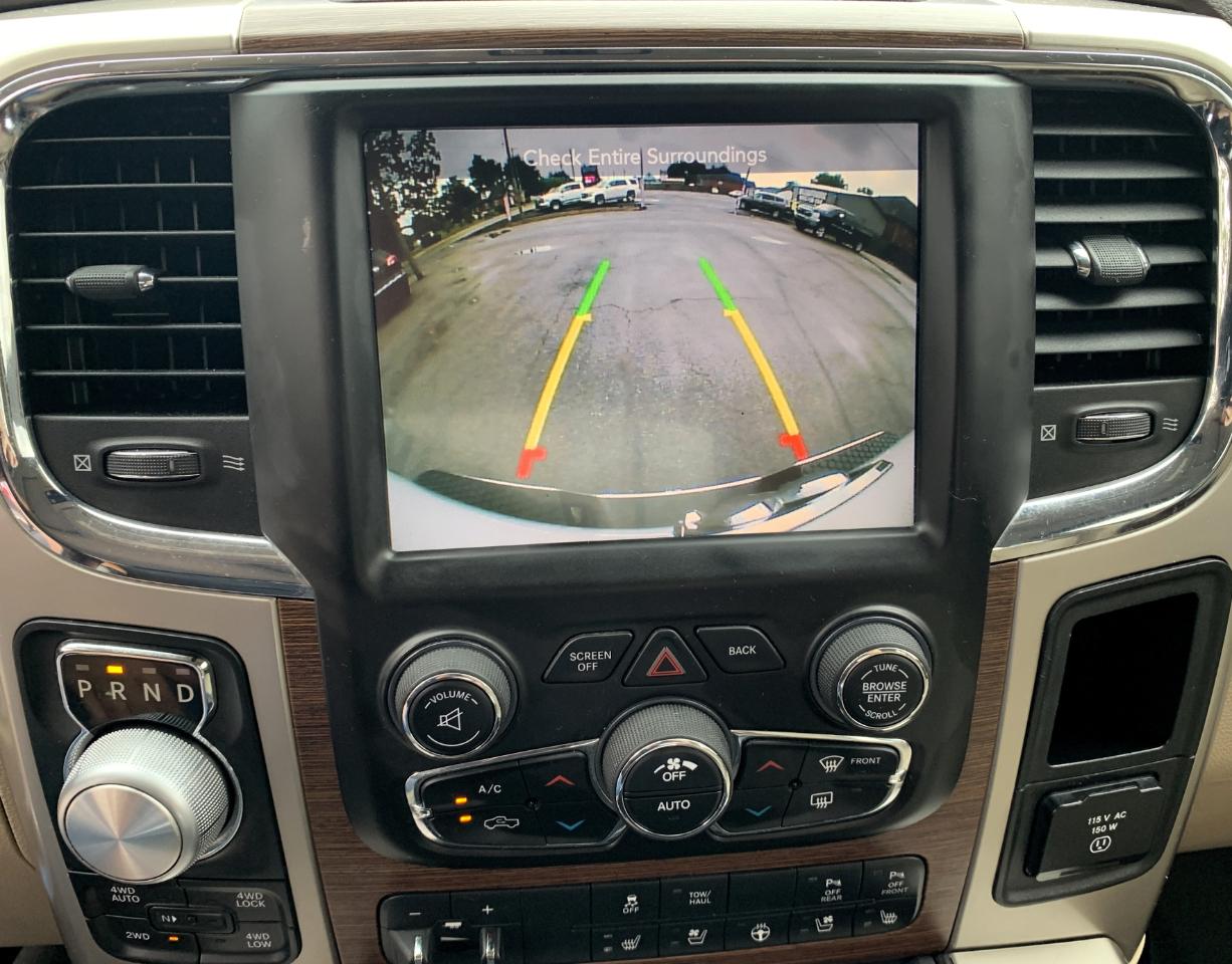 RAM 1500 Laramie Crew Cab SWB 4WD 2015