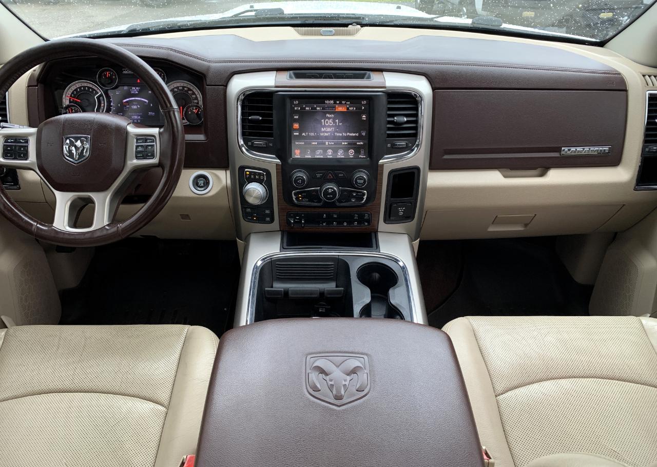 RAM 1500 Laramie Crew Cab SWB 4WD 2015
