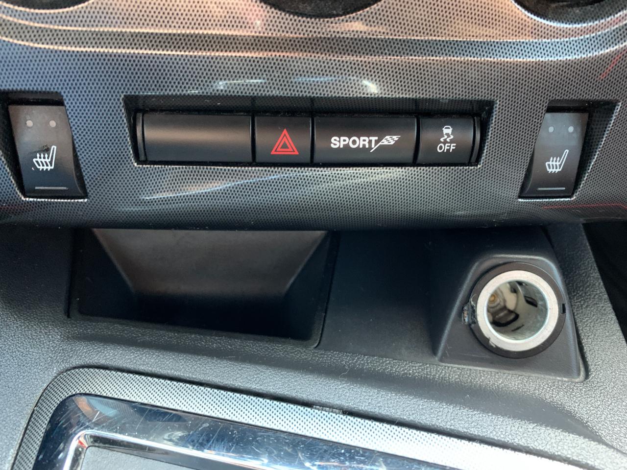 Dodge Challenger SXT 2014