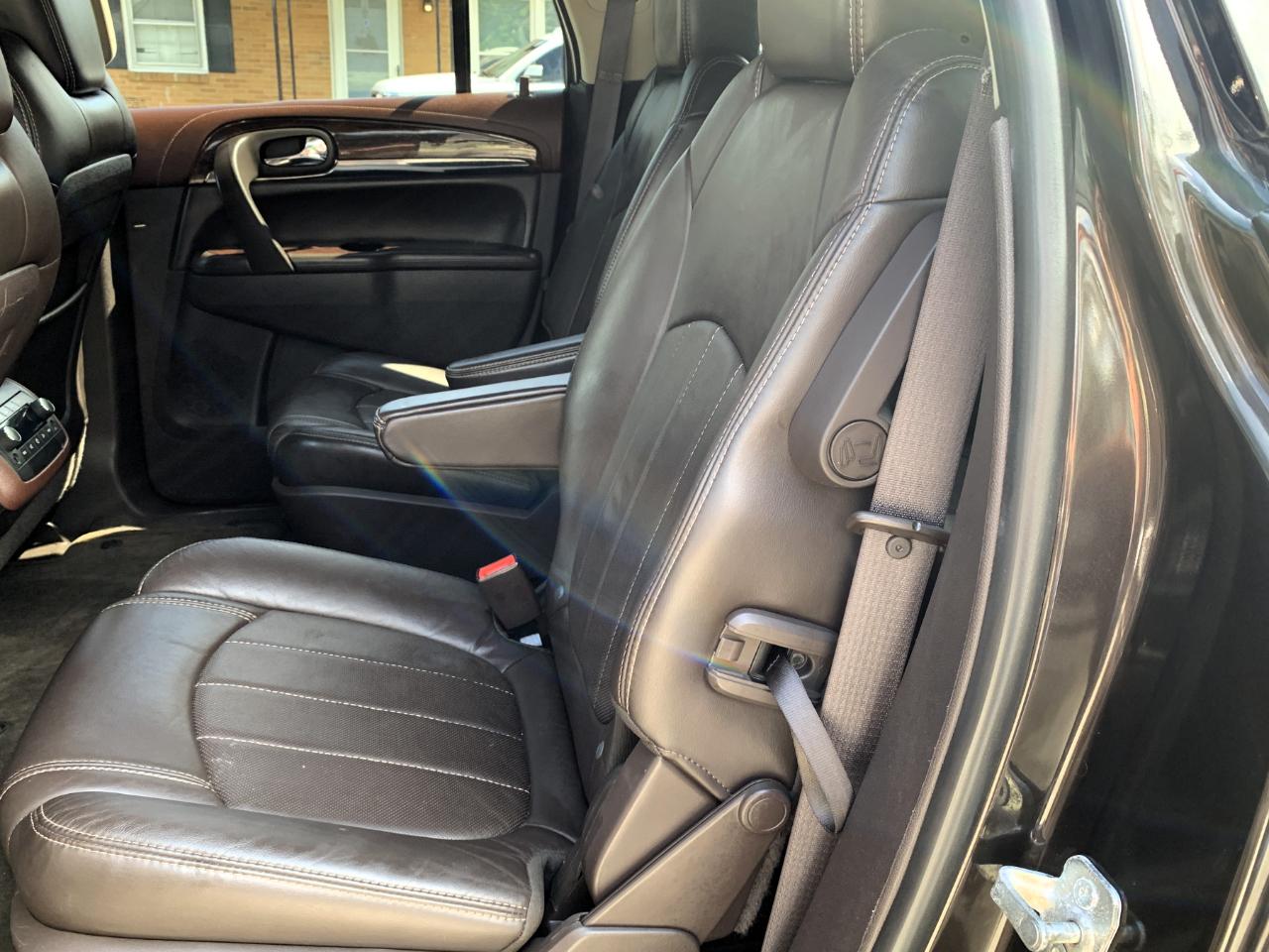 Buick Enclave Leather AWD 2013