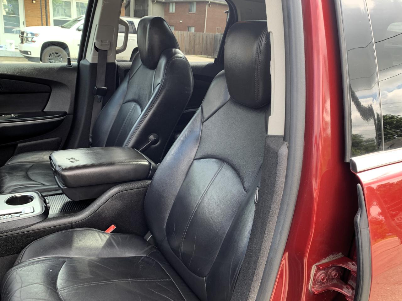 GMC Acadia SLT-1 FWD 2011