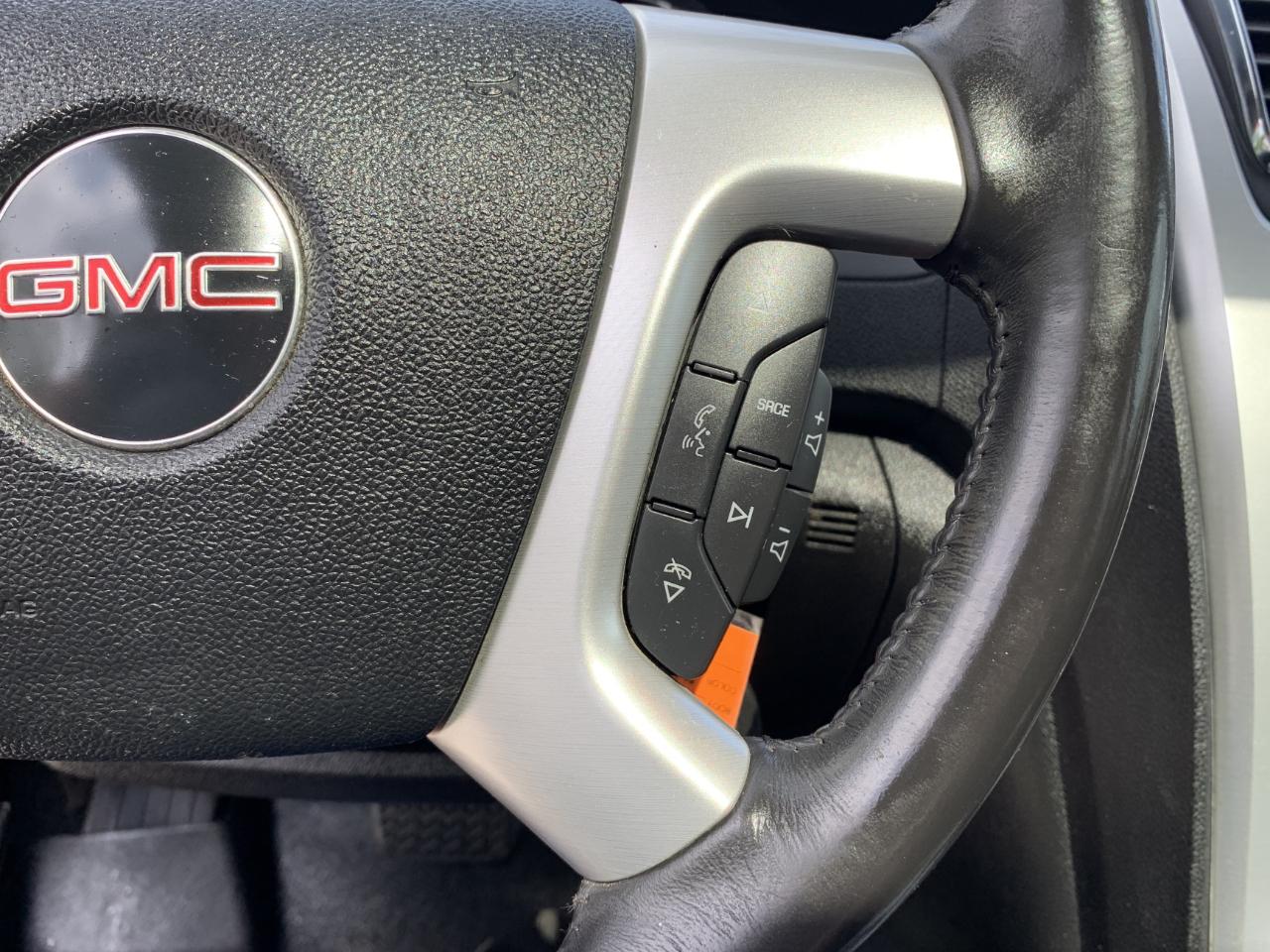 GMC Acadia SLT-1 FWD 2011