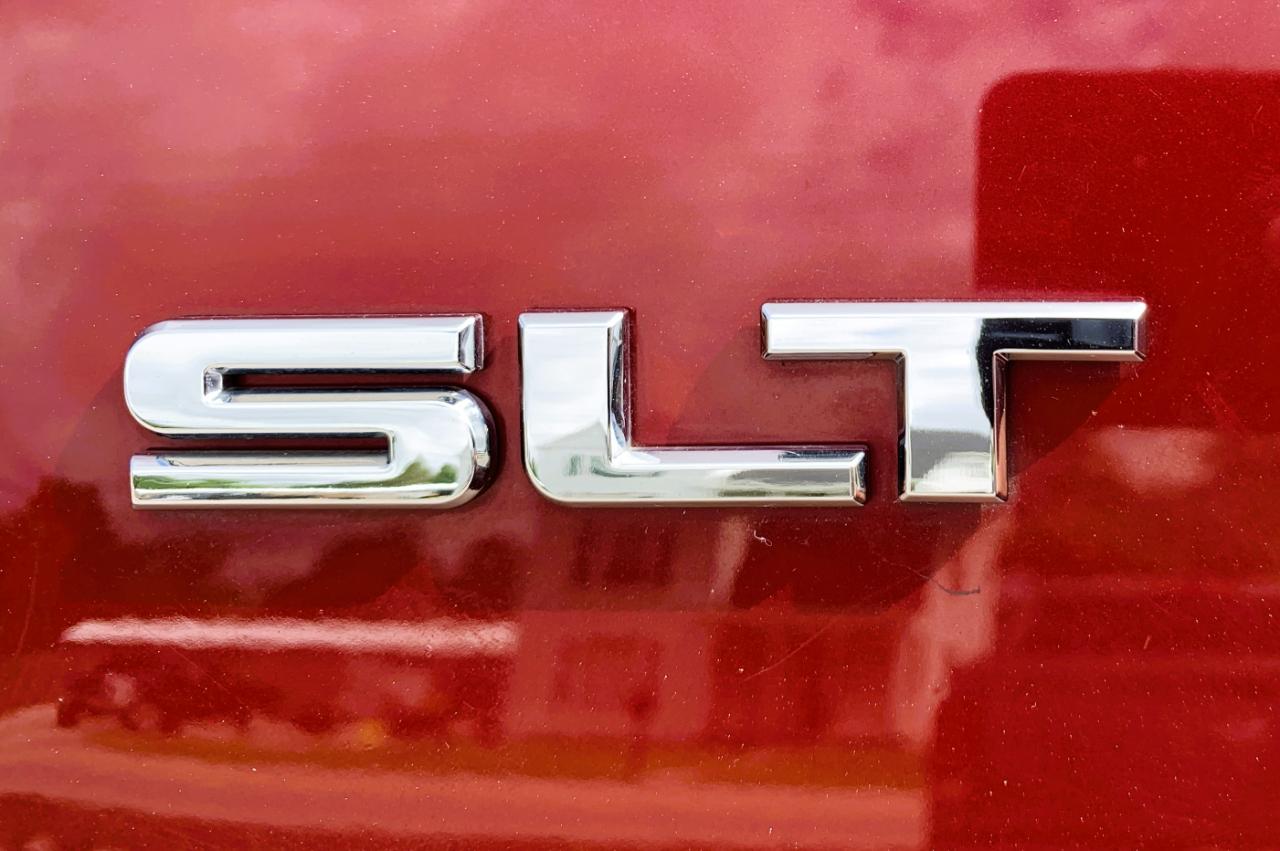 GMC Acadia SLT-1 FWD 2011