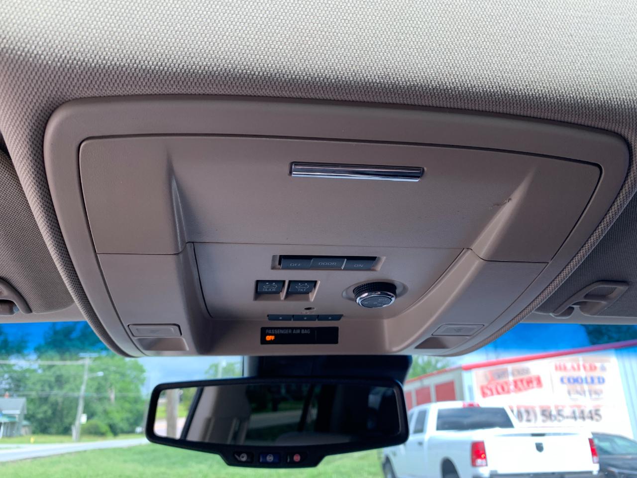GMC Yukon Denali 4WD 2016