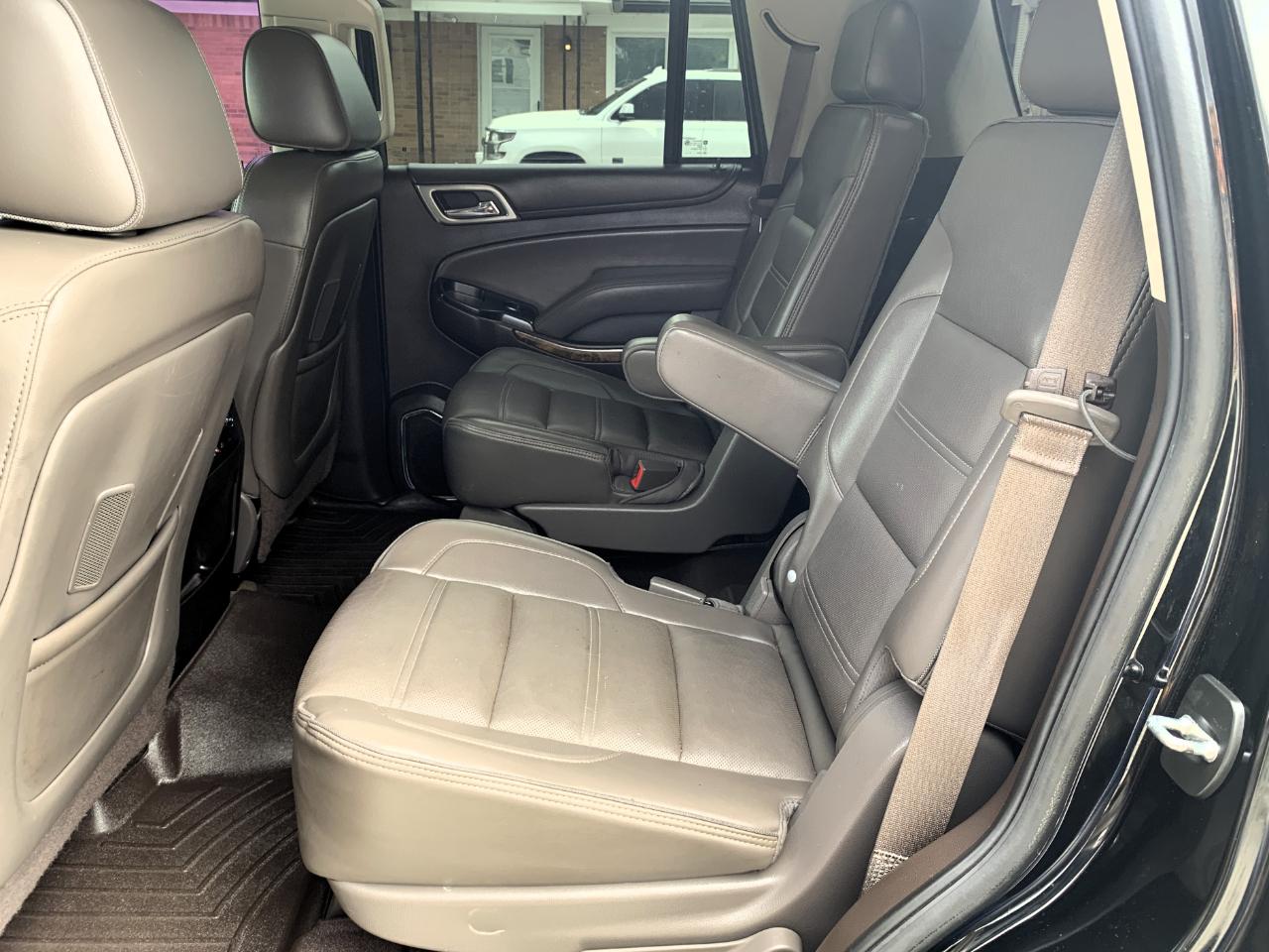 GMC Yukon Denali 4WD 2016