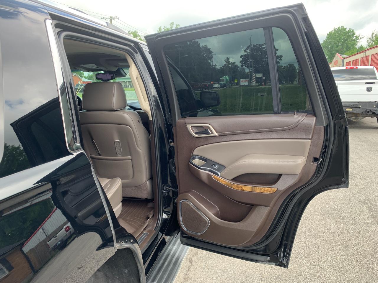 GMC Yukon Denali 4WD 2016